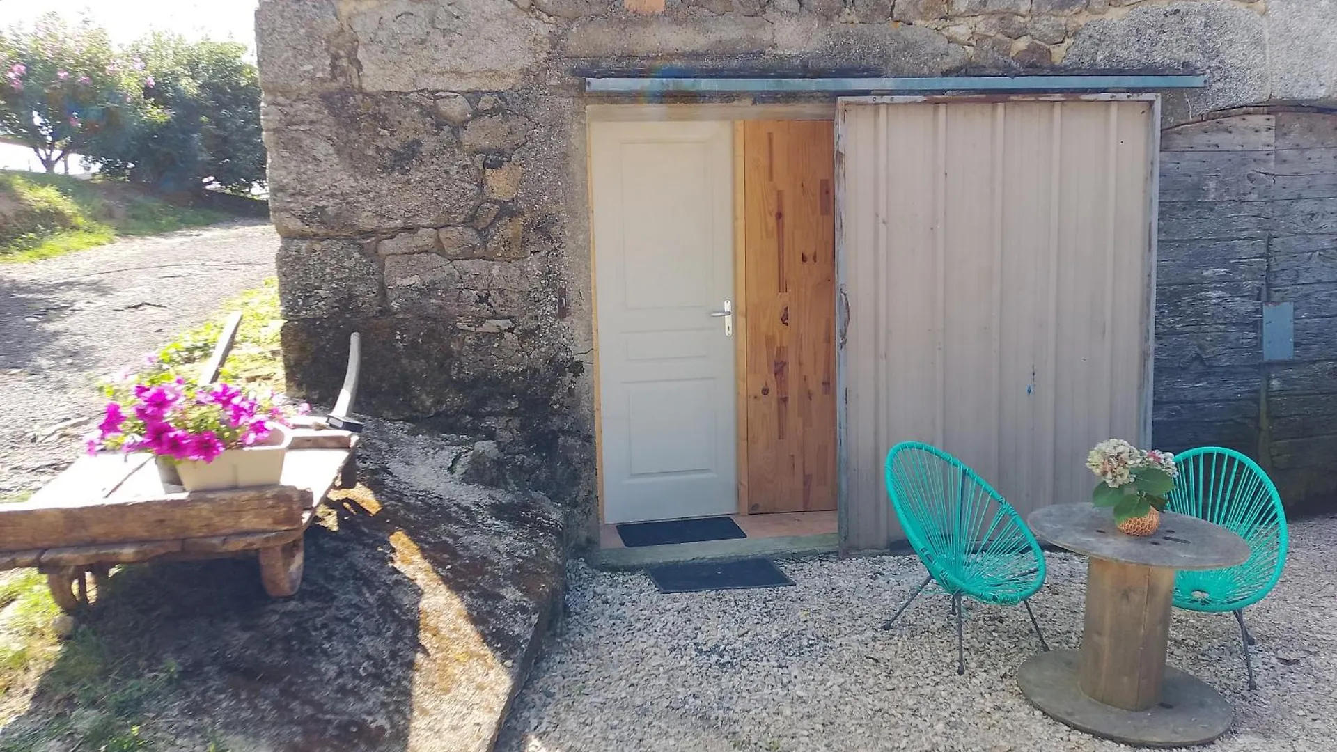 Gites Du Grc Campuac Guest house