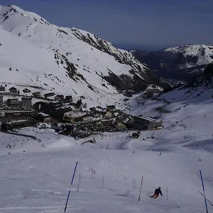 Hotel Pierre & Vacances Le Montana, La Mongie